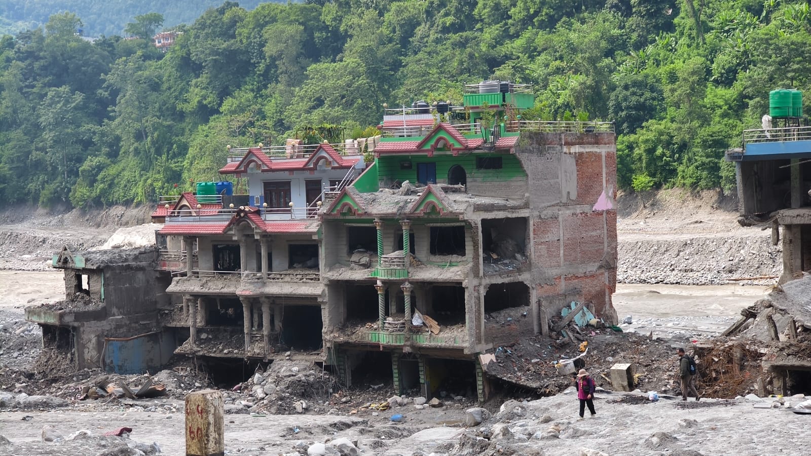 Rasuwa — photograph from Cry for Nepal